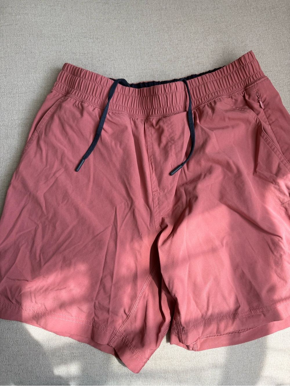 Rhone shorts - Picture 2 of 15